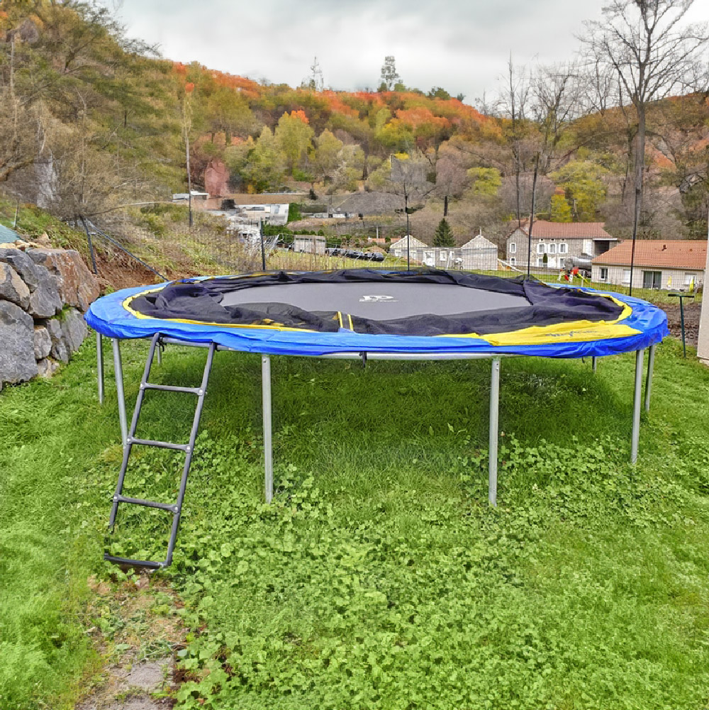 Trampoline Demontage